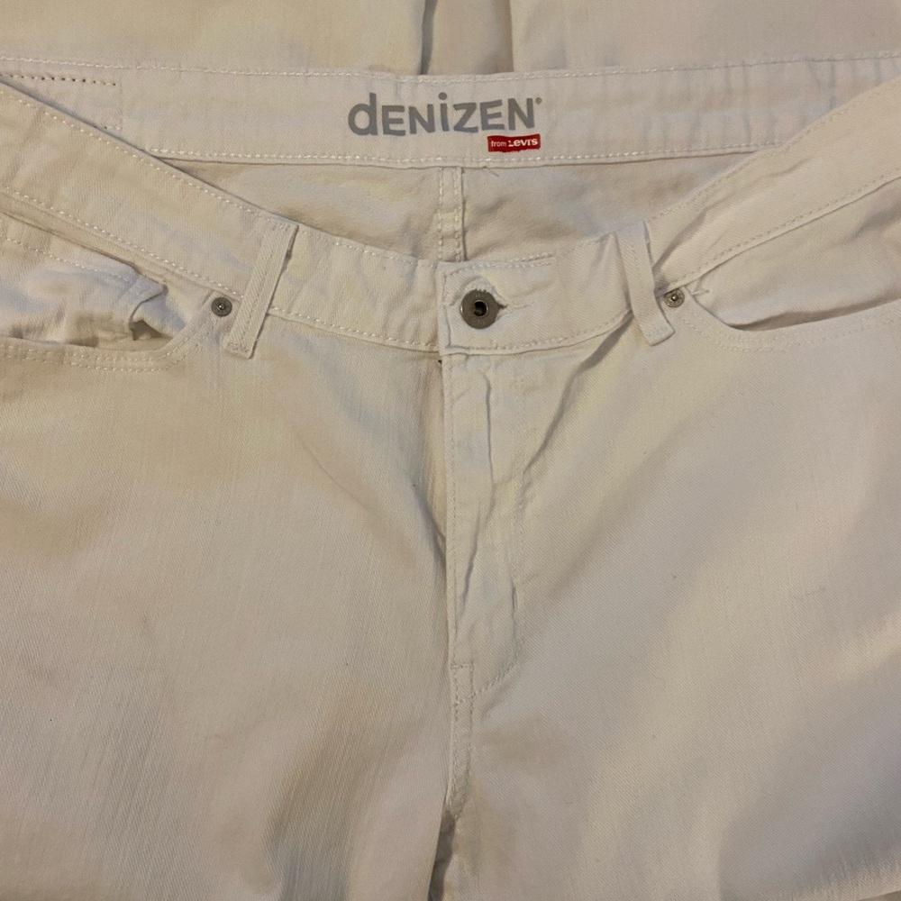 Women’s Levi's Denizen White Crop Jeans 18